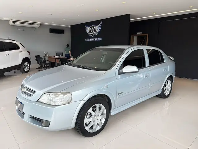 Carro Chevrolet Astra Hatch 2011 Advantage 2.0 (Flex)