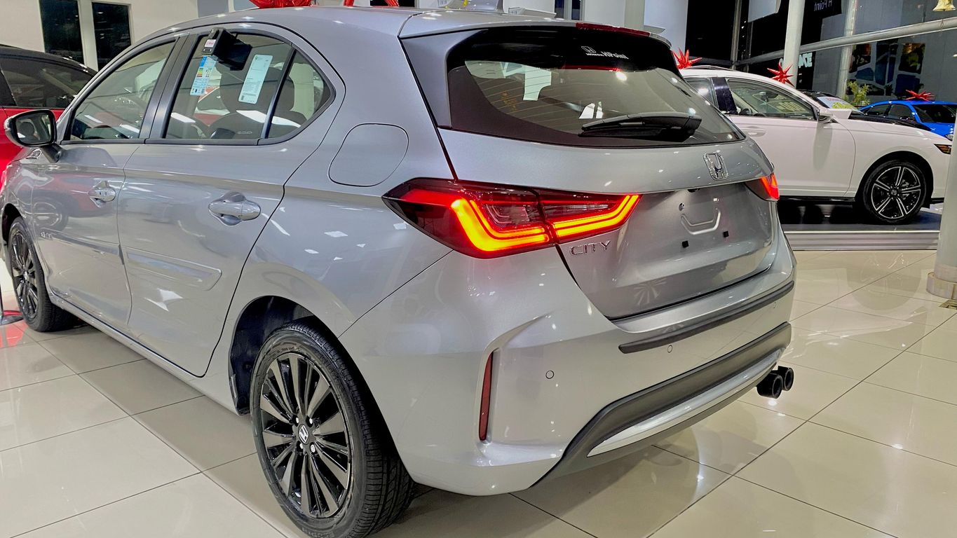 City Hatch Touring 1.5 (Aut.)