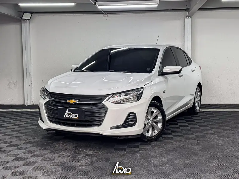 Chevrolet Onix Plus 1.0 LT (Flex)
