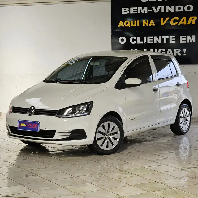 Carro Volkswagen Fox 2015 Trendline 1.0 TEC (Flex)