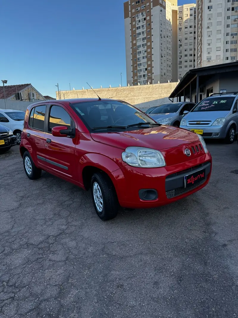 Fiat Uno Vivace 1.0 8V (Flex) 4p