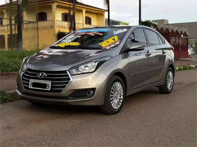 Carro Hyundai HB20S 2017 1.6 Comfort Plus (Flex)