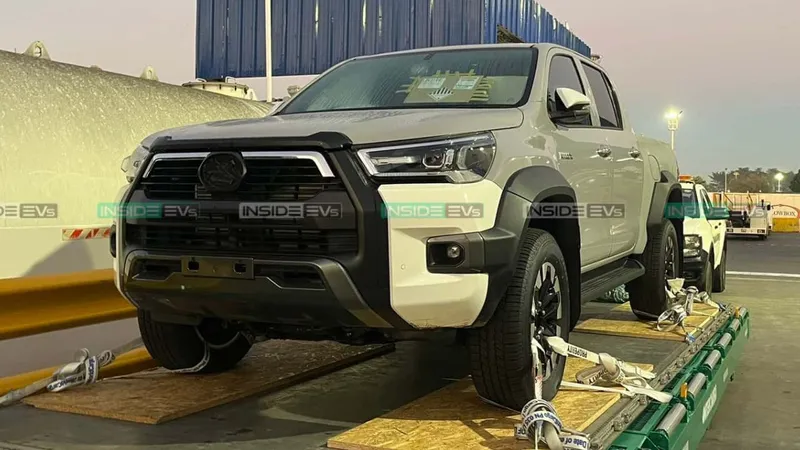 Hilux híbrida é vista na Argentina e aumenta chance de chegada ao Brasil