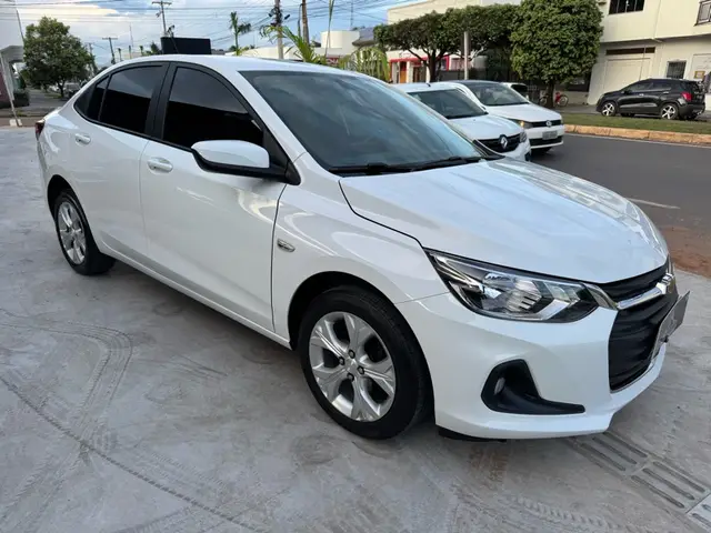Carro Chevrolet Onix Plus 2023 LTZ 1.0 Turbo