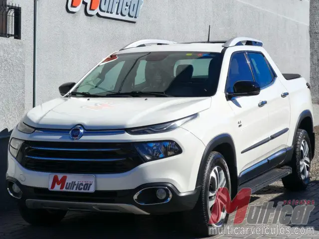 Carro Fiat Toro 2018 Volcano 2.0 diesel AT9 4x4
