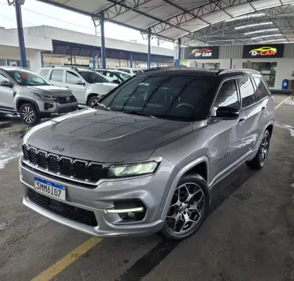 Carro Jeep Commander 2023 Overland 1.3 T270