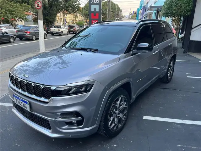 Carro Jeep Commander 2025 Overland 1.3 T270
