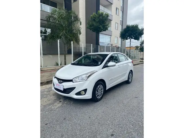 Carro Hyundai HB20 2015 1.6 Comfort Plus (Flex)