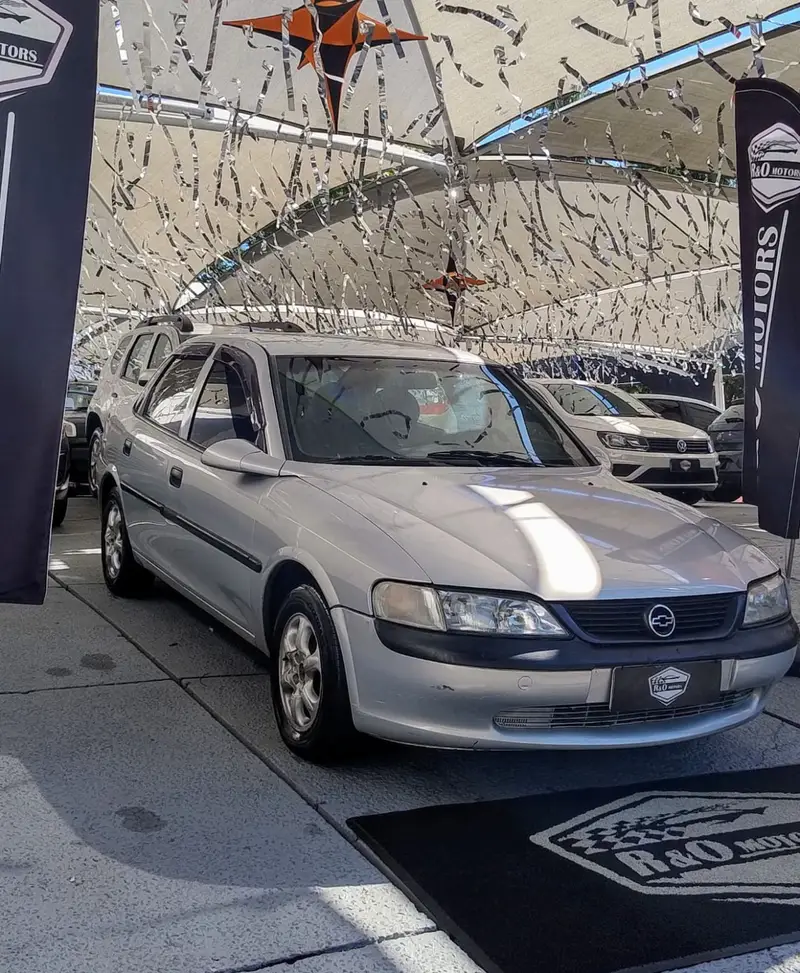 Chevrolet Vectra GLS 2.2 MPFi
