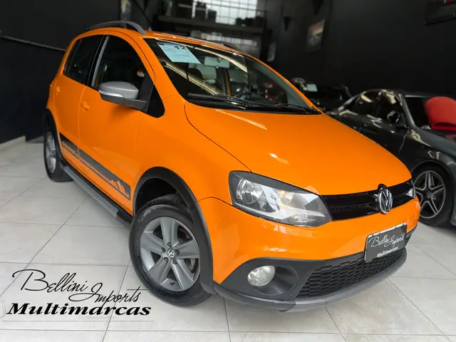 Carro Volkswagen CrossFox 2012 1.6 VHT (Flex)