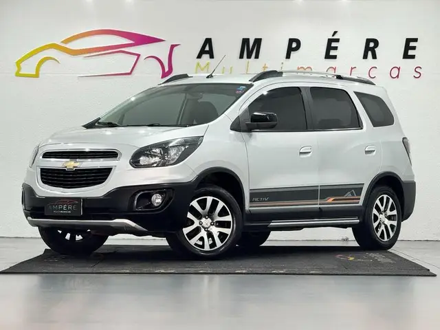 Carro Chevrolet Spin 2016 Activ 1.8 (Flex)