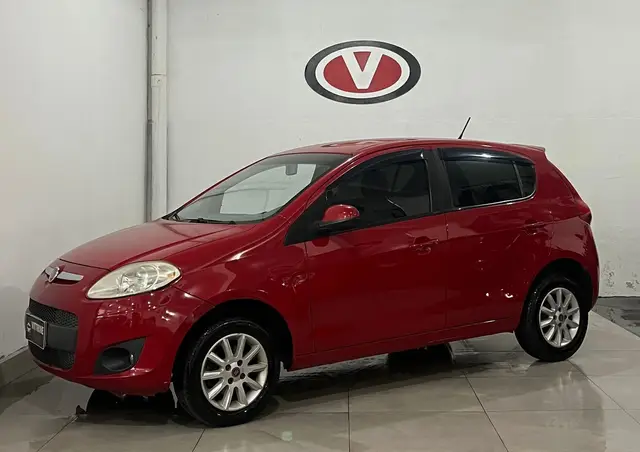 Carro Fiat Palio 2013 Attractive 1.0 8V (Flex)
