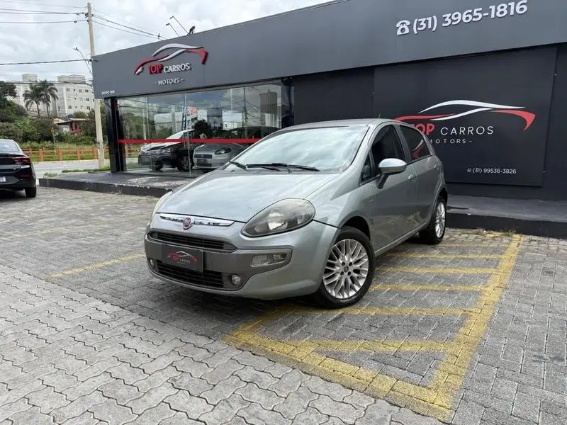 Fiat Punto Essence 1.6 16V (Flex)