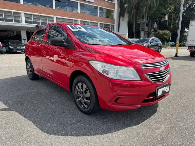 Carro Chevrolet Onix 2015 1.0 LT SPE/4