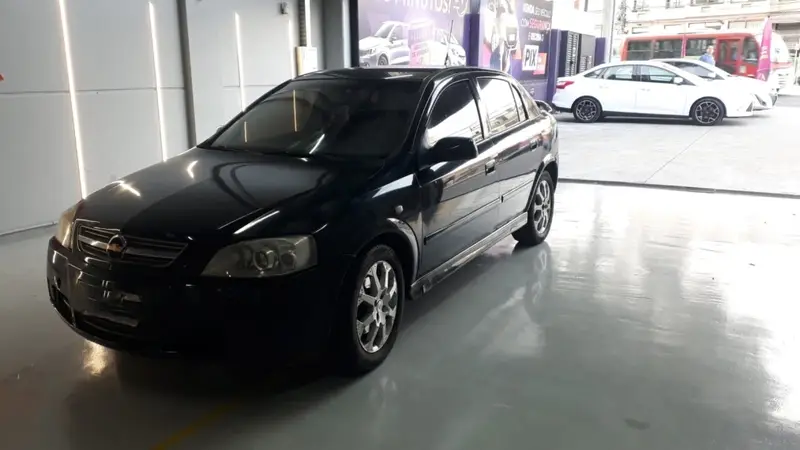 Chevrolet Astra Hatch Advantage 2.0 (Flex)