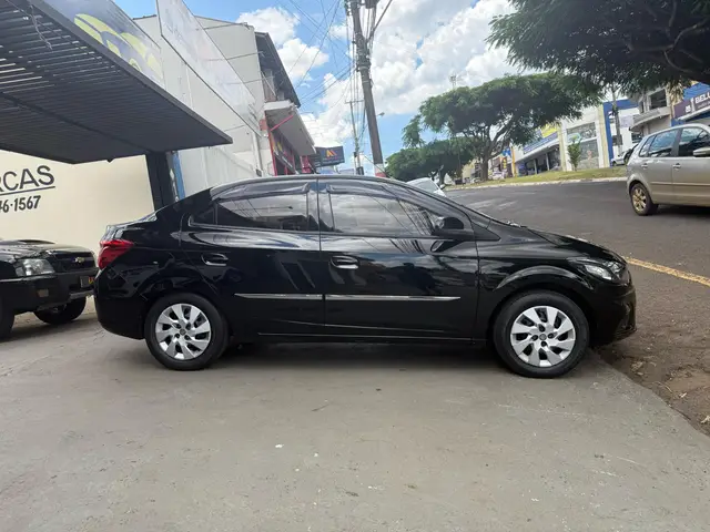 Carro Chevrolet Prisma 2018 1.4 LT SPE/4