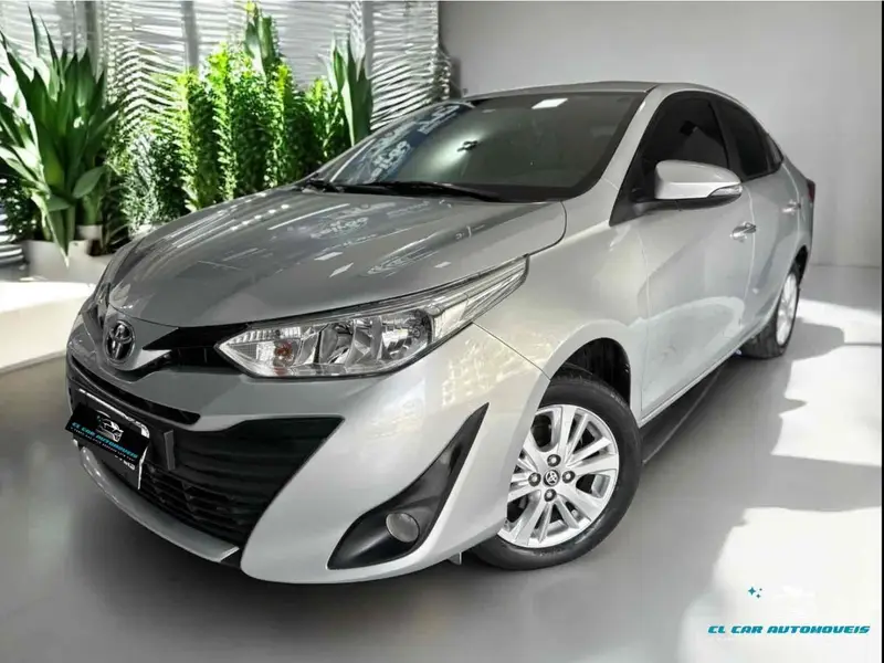 Toyota Yaris Sedan 1.5 XL Plus Tech CVT (Flex)