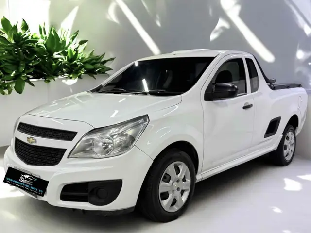 Carro Chevrolet Montana 2017 LS 1.4 (Flex)