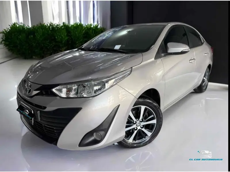 Toyota Yaris Sedan 1.5 XL Plus Tech CVT (Flex)