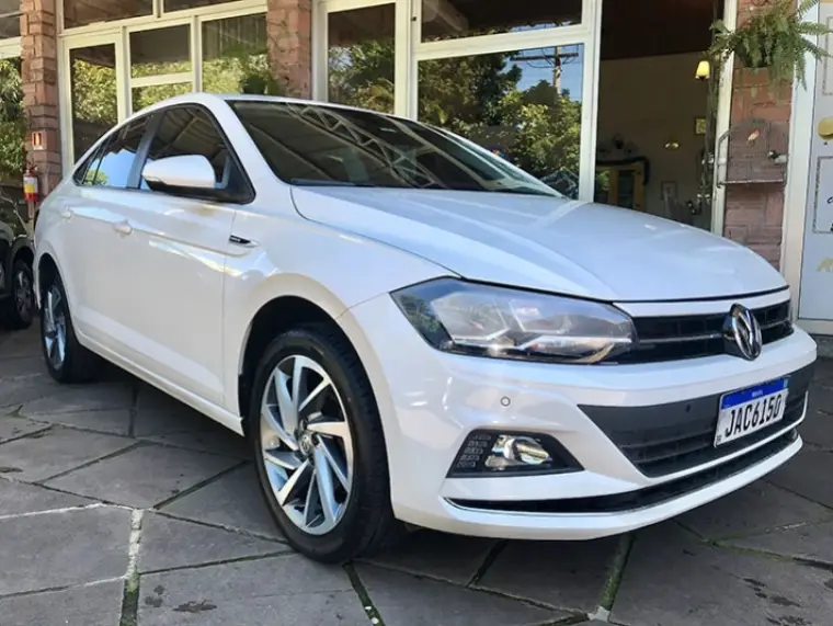 Volkswagen Virtus 1.0 200 TSI Highline (Flex) (Aut)