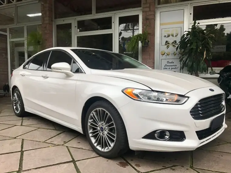 Ford Fusion 2.0 EcoBoost Titanium FWD (Aut)