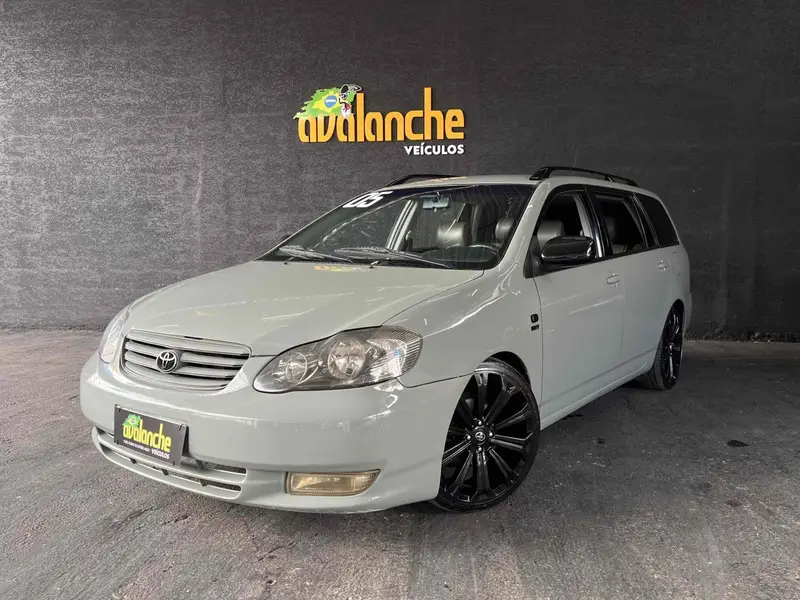 Toyota Corolla Fielder 1.8 16V (aut)