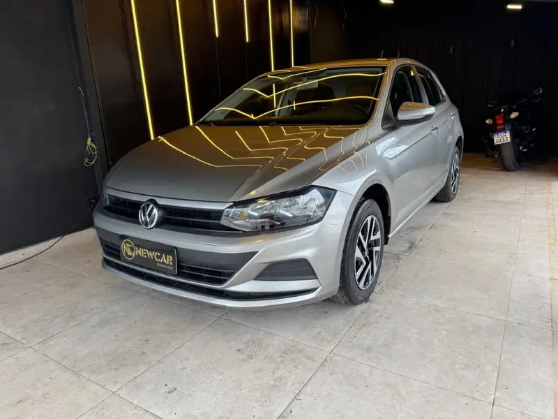 Volkswagen Polo 1.0 MPI (Flex)