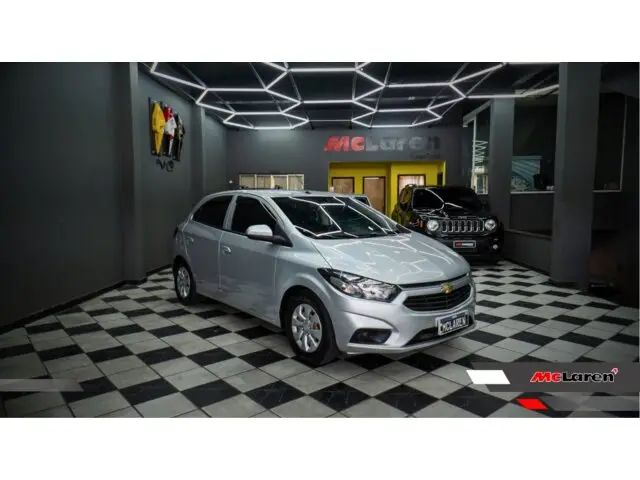 Carro Chevrolet Onix 2019 1.0 LT SPE/4