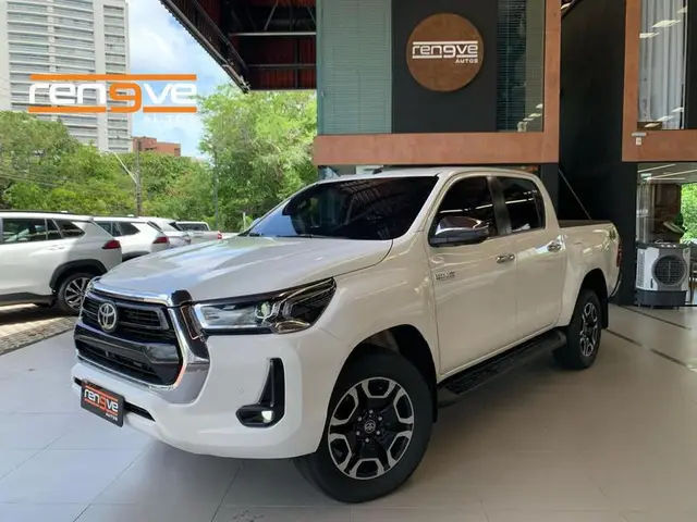 Carro Toyota Hilux Cabine Dupla 2023 SRX 4x4 2.8 Diesel