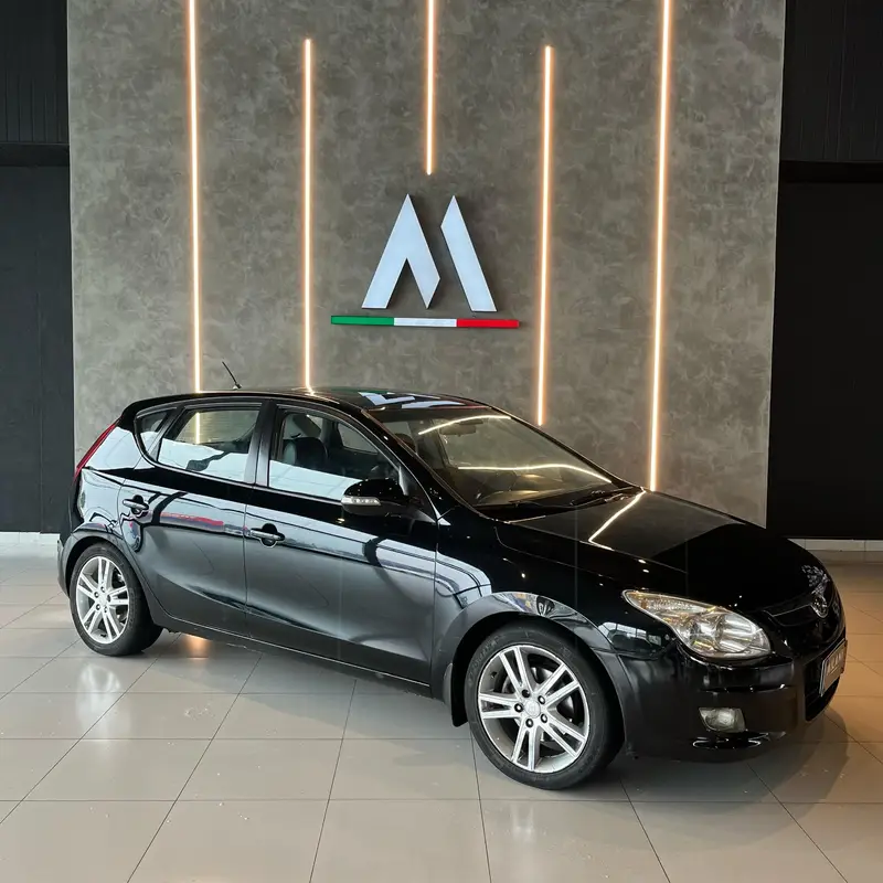 Hyundai i30 GLS 2.0 16V (aut)