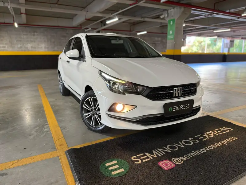 Fiat Cronos Precision 1.8 (Flex) (Aut)