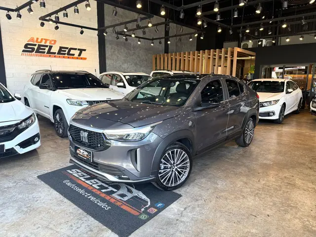 Carro Fiat Fastback 2024 Limited Edition Powered by Abarth