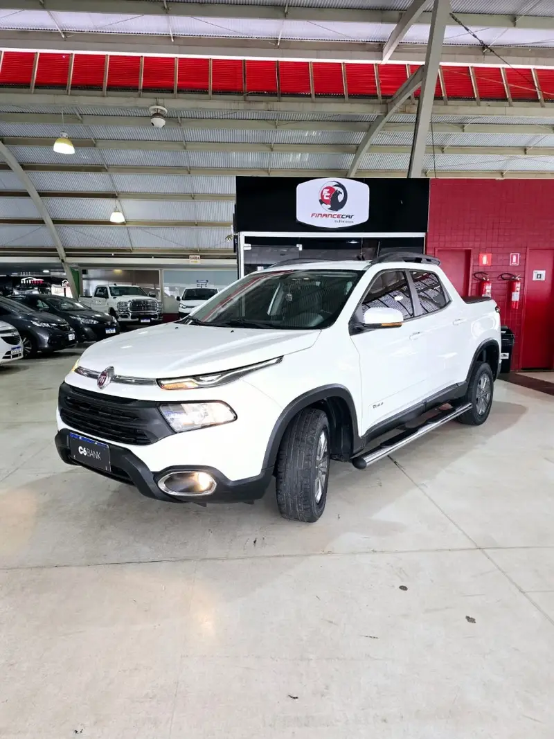 Fiat Toro Freedom 1.8 AT6 4x2 (Flex)