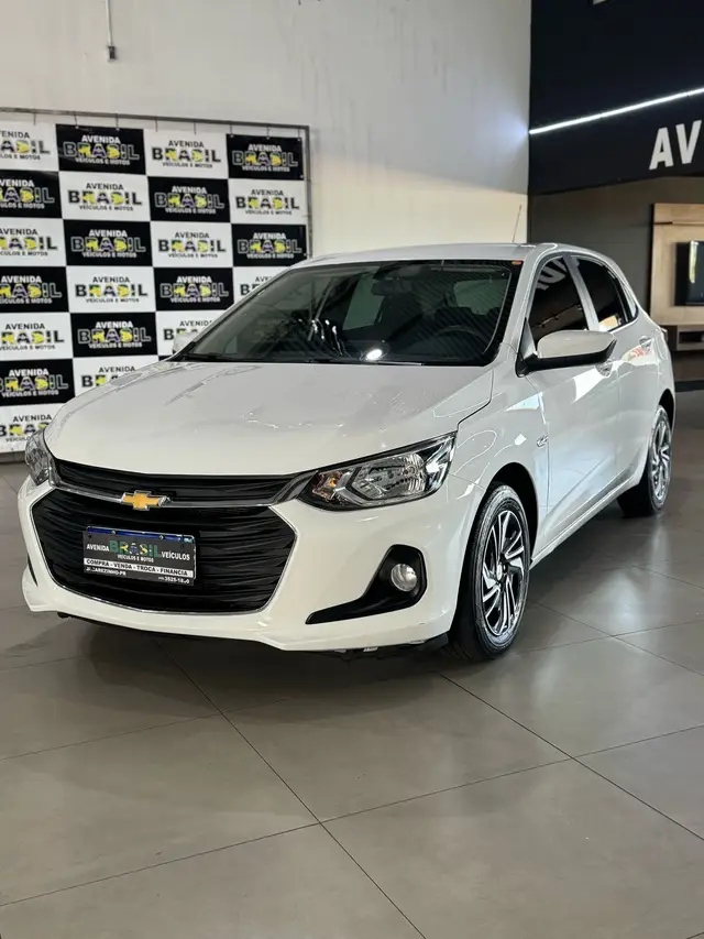 Carro Chevrolet Onix 2024 LT 1.0 Turbo