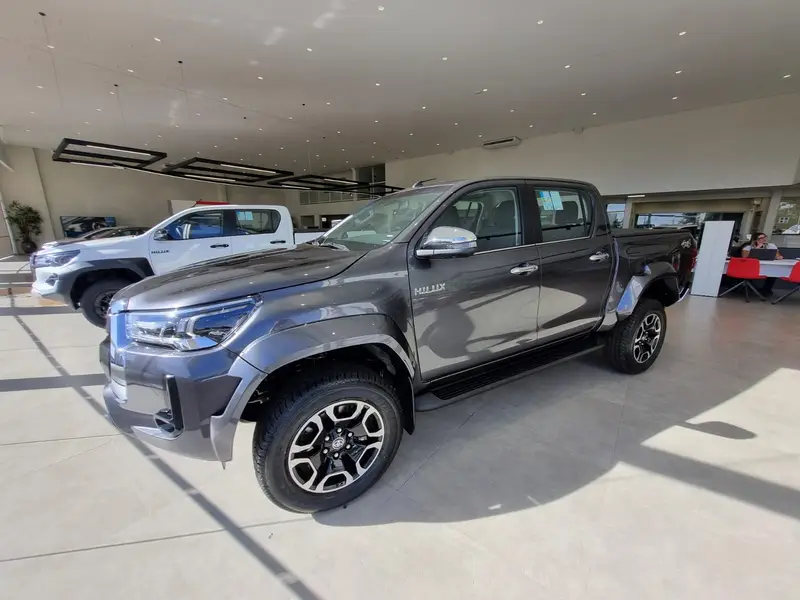 Toyota Hilux Cabine Dupla SRX Plus 4x4 2.8 Diesel