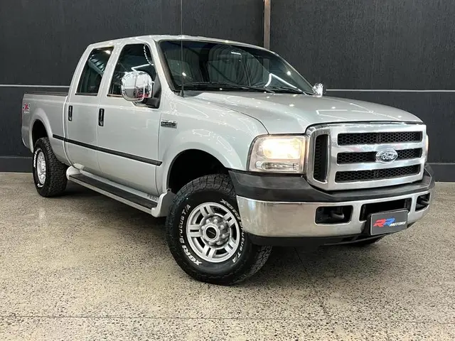 Carro Ford F-250 2011 XLT 4x4 3.9 (Cab Dupla)