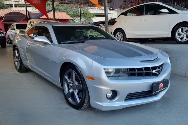 Carro Chevrolet Camaro 2011 6.2 2SS