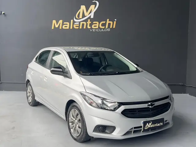 Carro Chevrolet Onix 2021 1.0 (Flex)