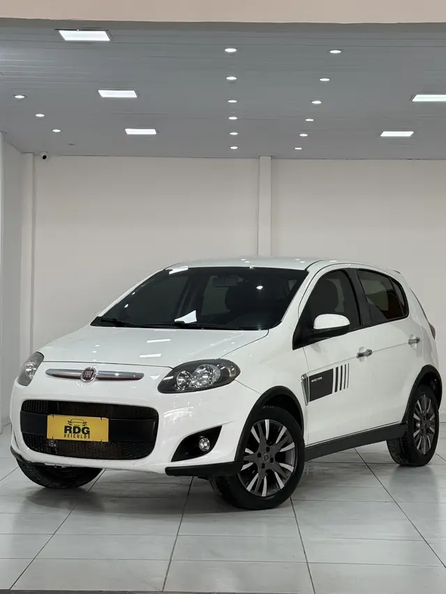 Carro Fiat Palio 2015 Sporting 1.6 16V (Flex)