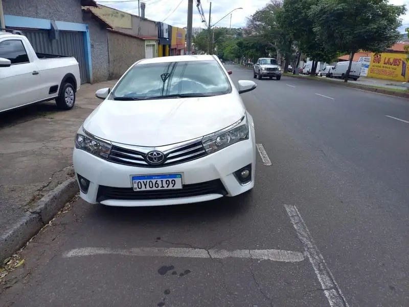 Toyota Corolla 2.0 XEi Multi-Drive S (Flex)
