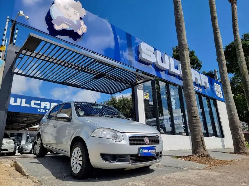 Fiat Palio ELX 1.4 (Flex)