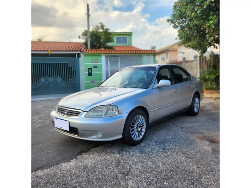 Honda Civic Sedan LX 1.6 16V (Aut)