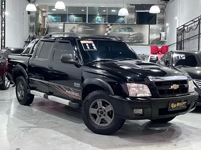 Carro Chevrolet S10 Cabine Dupla 2011 S10 Rodeio 2.4 Flexpower 4X2 (Cab Dupla)