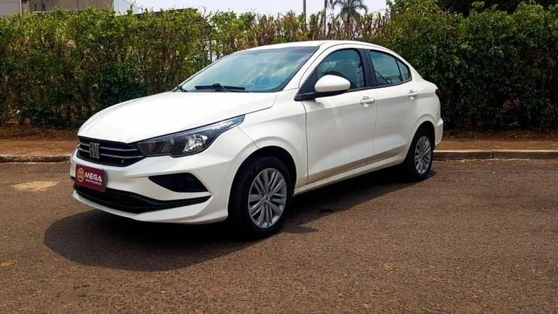 Fiat Cronos 1.0 (Flex) MT