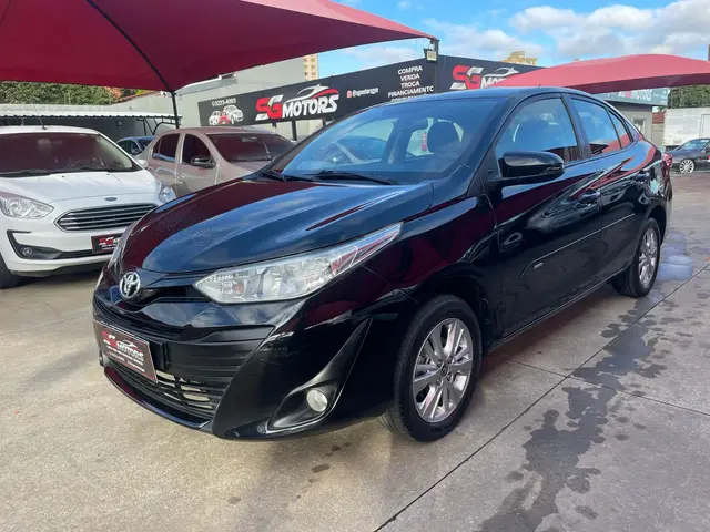 Carro Toyota Yaris Sedan 2019 1.5 XL Plus Tech CVT (Flex)