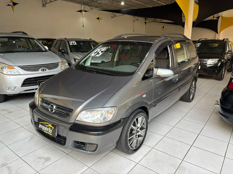 Chevrolet Elegance 2.0 (Flex)