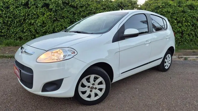 Fiat Palio Attractive 1.0 Evo (Flex)