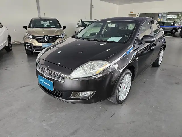 Carro Fiat Bravo 2011 Absolute 1.8 16V Dualogic (Flex)