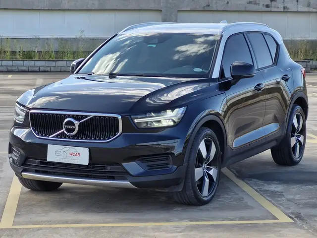 Carro Volvo XC40 2018 2.0 T5 Momentum AWD
