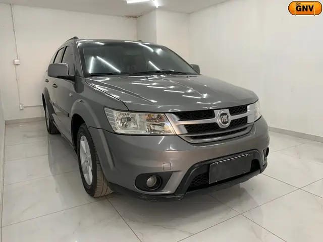 Carro Fiat Freemont 2012 2.4 16V Precision (Aut)